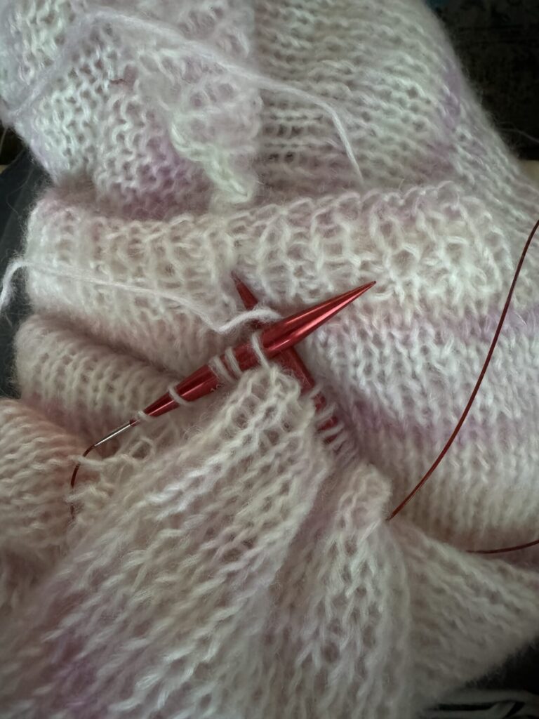 AUGUSZTUS HÓNAP ALKOTÁSA: OVERSIZED MOHAIR PULÓVER